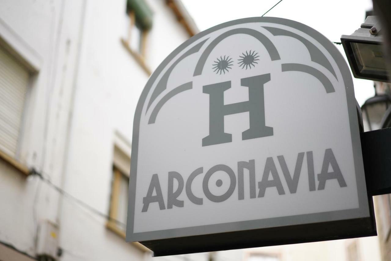 Hotel Arco Navia Exterior foto